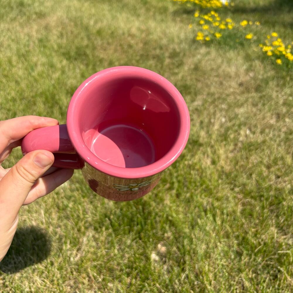 Life is Good Vintage Pink Floral Mug - Picture 4 of 5